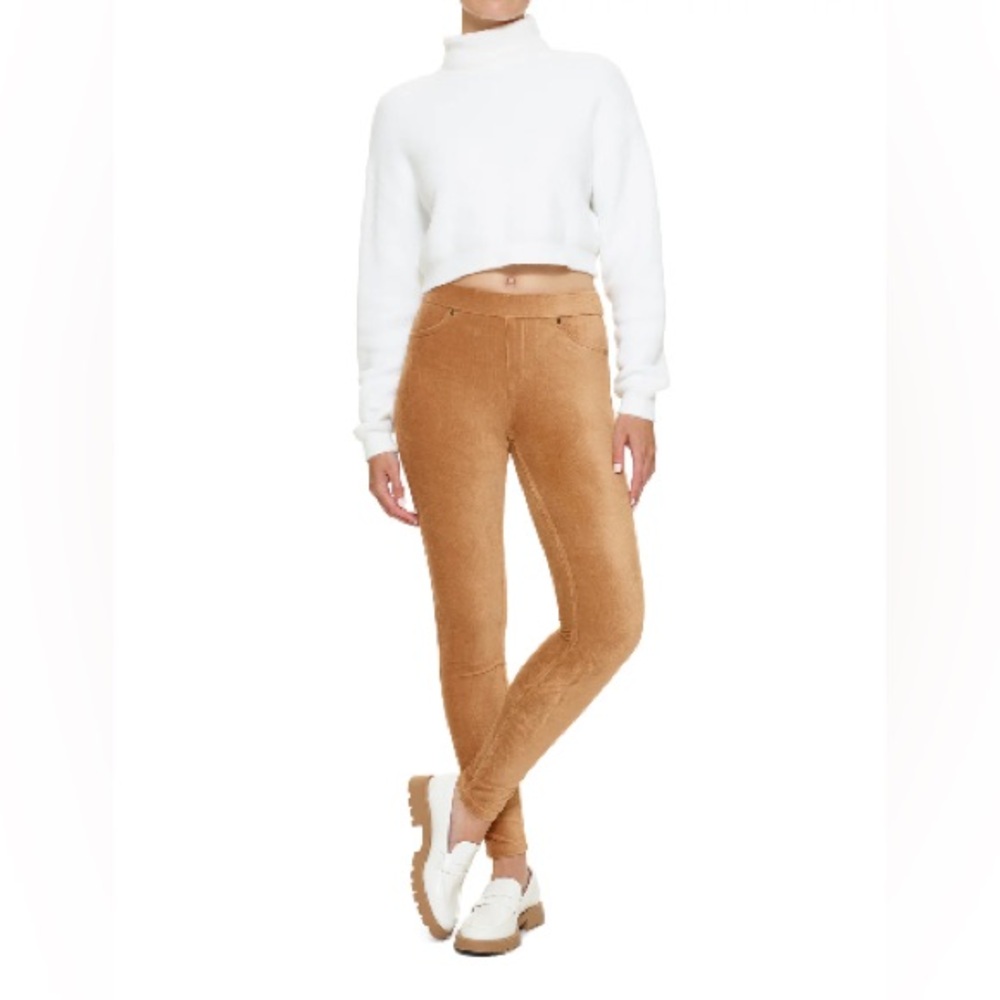 HUE Women's super crazy soft Tan corduroy jegging legging pull on pants size Med